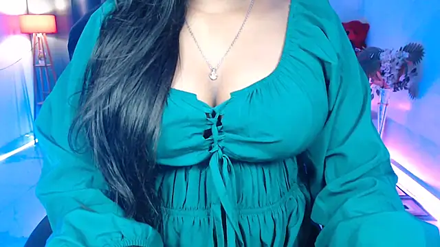 Snapshot of Rashiii_ chatting on April 28, 2026, 2:49 am Rashiii online show from April 28, 2026, 2:49 am