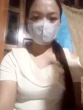 Snapshot of nat-tri chatting on October 23, 2025, 4:06 pm nat-tri online show from October 23, 2025, 4:06 pm