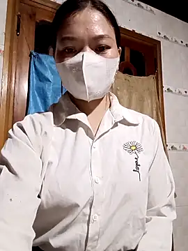 Snapshot of nat-tri chatting on November 7, 2025, 10:48 am nat-tri online show from November 7, 2025, 10:48 am