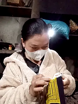 Snapshot of nat-tri chatting on November 23, 2025, 1:55 pm nat-tri online show from November 23, 2025, 1:55 pm