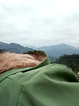 Snapshot of nat-tri chatting on November 24, 2025, 2:22 am nat-tri online show from November 24, 2025, 2:22 am