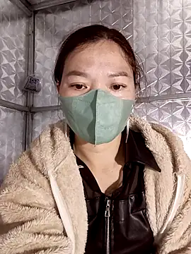 Snapshot of nat-tri chatting on December 15, 2025, 11:14 am nat-tri online show from December 15, 2025, 11:14 am