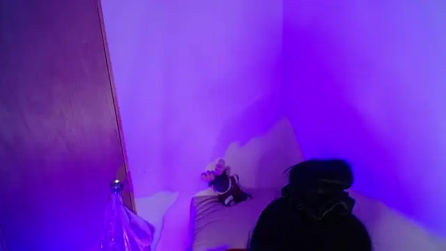 Miranda kim  online show from November 8, 2025, 11:47 pm