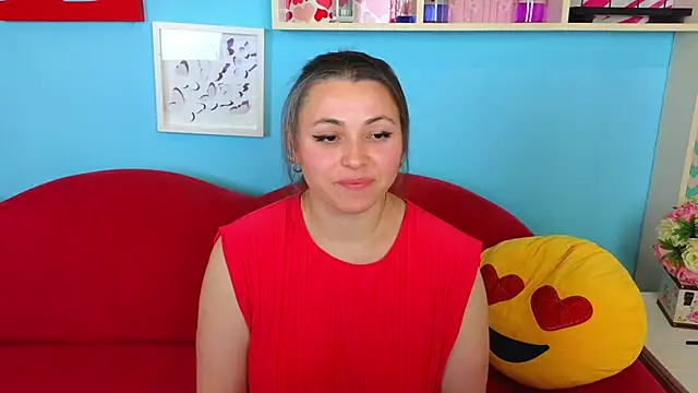 Soft Lilly online show from October 20, 2025, 6:03 am