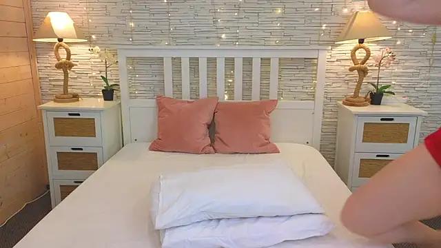 Soft Lilly online show from April 27, 2026, 5:27 am