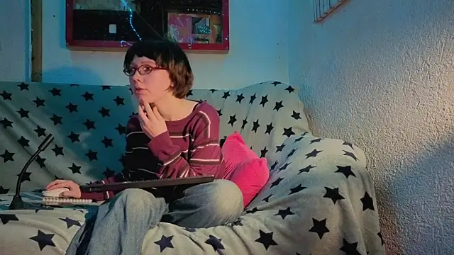 ReincarnatedAngel online show from October 16, 2025, 5:58 pm