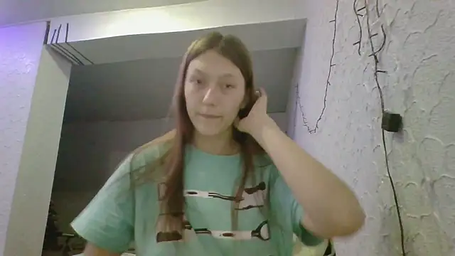 Snapshot of luna_tt chatting on February 24, 2026, 6:39 pm luna tt online show from February 24, 2026, 6:39 pm