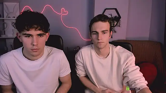 astren villo online show from February 2, 2026, 1:54 pm