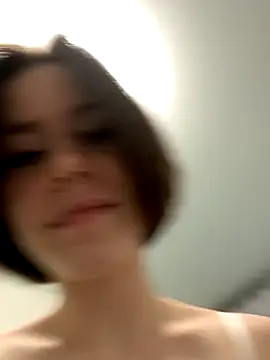 AzumiTyan online show from November 4, 2025, 3:00 pm