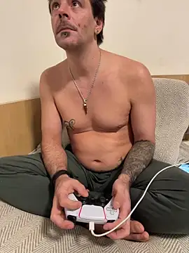  madbull  online show from February 3, 2026, 6:40 am