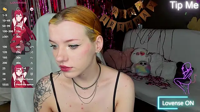 MeganNewCat online show from June 14, 2026, 9:28 pm