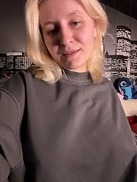 Snapshot of BonnyeBoom chatting on February 17, 2026, 2:24 pm BonnyeBoom online show from February 17, 2026, 2:24 pm