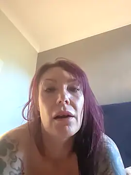 DarceyDevilDoll online show from May 24, 2026, 5:45 am