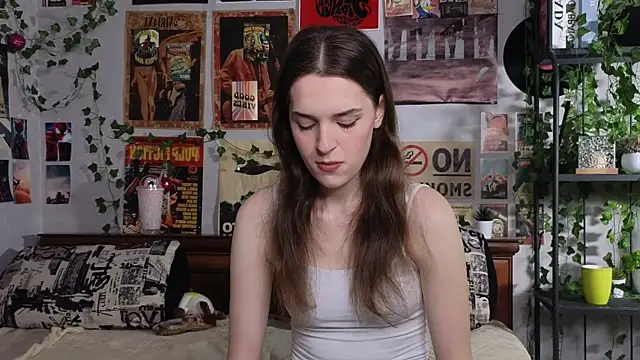 BritneySabeiha online show from October 31, 2025, 6:09 pm