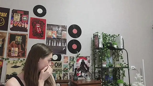 BritneySabeiha online show from November 5, 2025, 7:47 pm