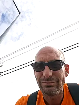 Snapshot of whateveruwanthowever chatting on November 14, 2025, 7:23 pm whateveruwanthowever online show from November 14, 2025, 7:23 pm