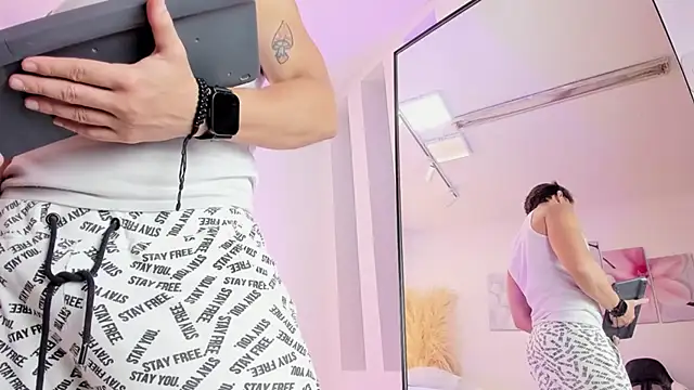 Justin valverde online show from April 12, 2026, 3:22 am