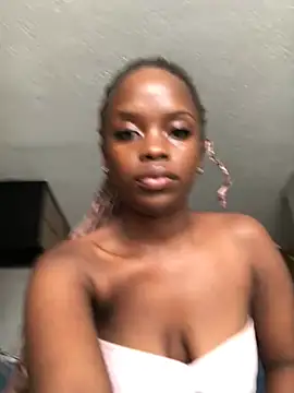 Snapshot of TinyThick chatting on January 19, 2026, 1:37 pm TinyThick online show from January 19, 2026, 1:37 pm