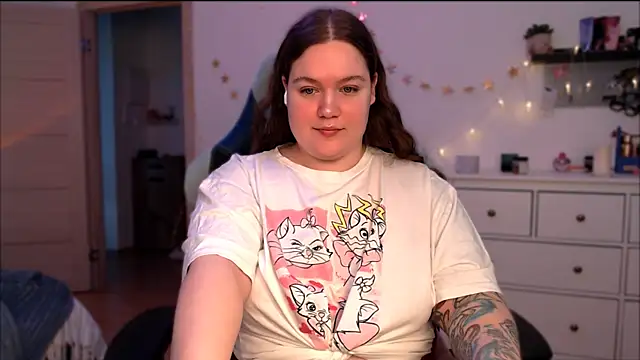 SummerTina online show from January 17, 2025, 9:06 am