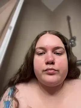 SummerTina online show from March 15, 2025, 9:41 am