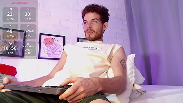 Snapshot of MATEO_HUNTER chatting on March 30, 2026, 3:40 am MATEO HUNTER online show from March 30, 2026, 3:40 am