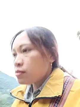 huhu-sexxy online show from October 22, 2025, 1:17 am