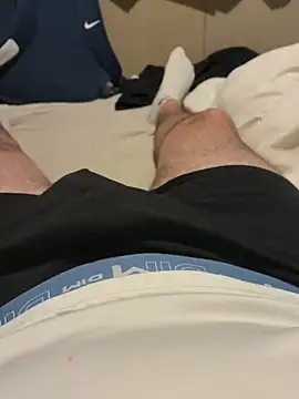 creamydeluxe online show from March 15, 2026, 8:26 pm