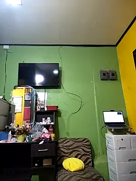 Snapshot of CockBiter83 chatting on October 31, 2025, 8:04 am CockBiter83 online show from October 31, 2025, 8:04 am