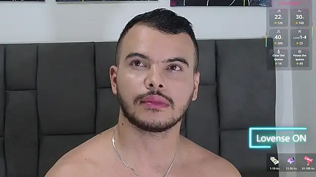 Snapshot of Matia5Tower5 chatting on December 1, 2025, 5:23 am Matia5Tower5 online show from December 1, 2025, 5:23 am