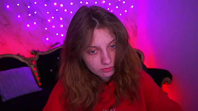 CuteeFoxy online show from March 20, 2026, 1:16 pm