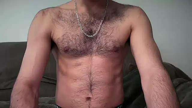 Snapshot of yournextguy chatting on May 18, 2026, 8:53 am yournextguy online show from May 18, 2026, 8:53 am
