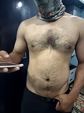 imyoungboymay online show from February 11, 2026, 8:08 am