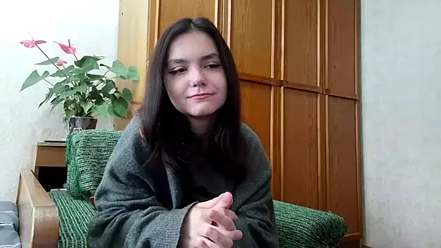 Snapshot of AudieMleczynski chatting on November 12, 2025, 7:31 am AudieMleczynski online show from November 12, 2025, 7:31 am