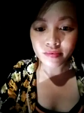 Snapshot of Hani-i chatting on October 15, 2025, 10:21 pm Hani-i online show from October 15, 2025, 10:21 pm