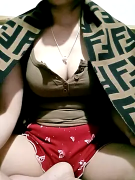 Snapshot of Katy68 chatting on November 21, 2025, 6:50 pm Katy68 online show from November 21, 2025, 6:50 pm