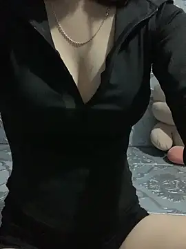 Snapshot of Katy68 chatting on December 2, 2025, 1:39 pm Katy68 online show from December 2, 2025, 1:39 pm