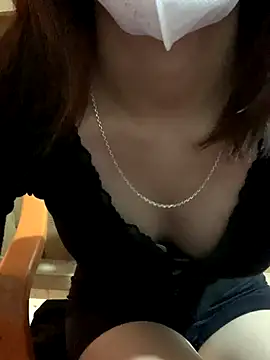 Snapshot of Katy68 chatting on January 8, 2026, 5:43 am Katy68 online show from January 8, 2026, 5:43 am