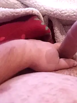 dadou85h online show from March 9, 2026, 4:49 am