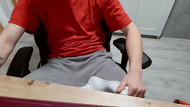 Snapshot of Twilightboyx chatting on October 20, 2025, 4:51 pm Twilightboyx online show from October 20, 2025, 4:51 pm