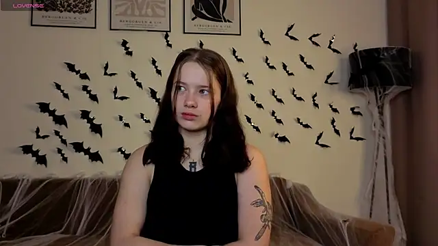 Snapshot of JonDatko chatting on October 30, 2025, 3:41 am JonDatko online show from October 30, 2025, 3:41 am