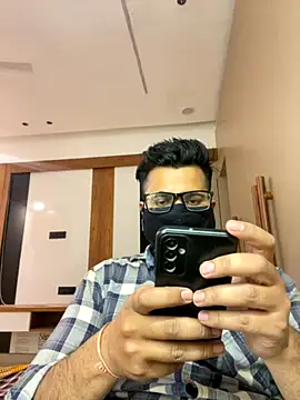 Snapshot of Notme_09 chatting on October 27, 2025, 12:31 pm Notme 09 online show from October 27, 2025, 12:31 pm