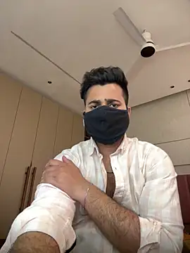 Snapshot of Notme_09 chatting on February 21, 2026, 2:18 pm Notme 09 online show from February 21, 2026, 2:18 pm