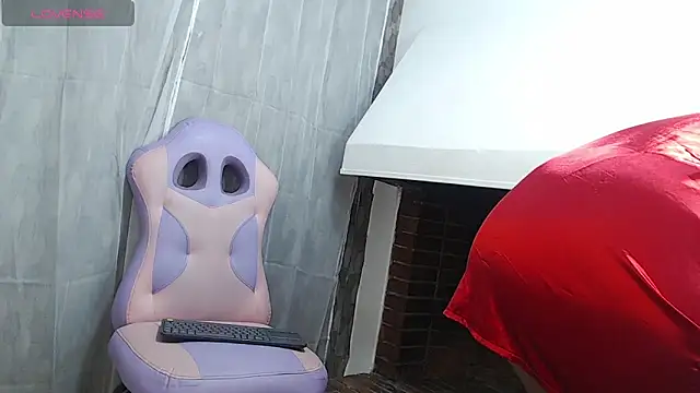 aitanagilcm online show from October 22, 2025, 1:33 pm