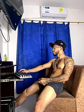 Kylian Alessandro online show from January 9, 2026, 12:19 pm