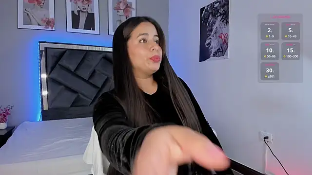 zoe longhair online show from April 2, 2026, 7:44 pm