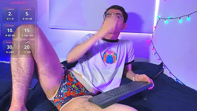 Snapshot of dani_angel_dark chatting on December 19, 2025, 9:11 pm dani angel dark online show from December 19, 2025, 9:11 pm