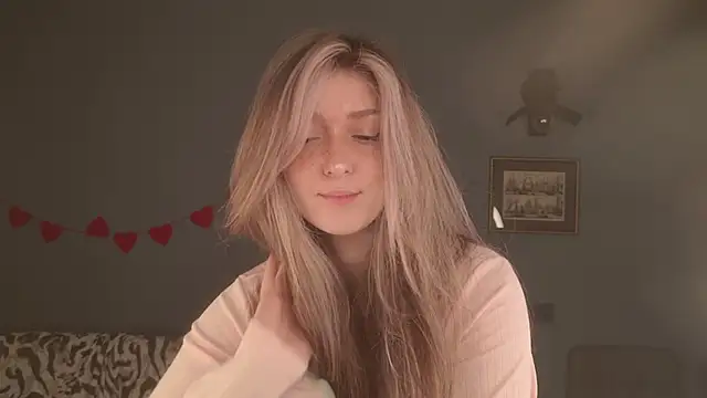 BellaSink online show from April 11, 2026, 5:34 am