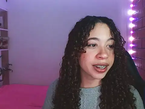 Medussa3033 online show from March 1, 2026, 5:20 am