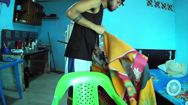 Snapshot of AXionX chatting on October 15, 2025, 3:23 pm AXionX online show from October 15, 2025, 3:23 pm