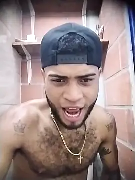 Snapshot of AXionX chatting on November 11, 2025, 2:55 am AXionX online show from November 11, 2025, 2:55 am